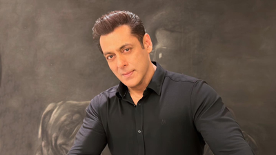 'We'll Destroy Your Entire Family': Salman Khan Threatened After Tiger Shroff Shooting