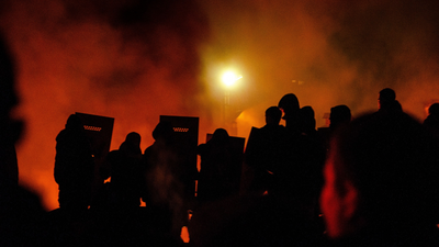 'Please Sir, Don't Take Anything': Woman Pleads With Paris Protest Looters to Spare Her Shop as 'Education Revolution' Turns Chaotic