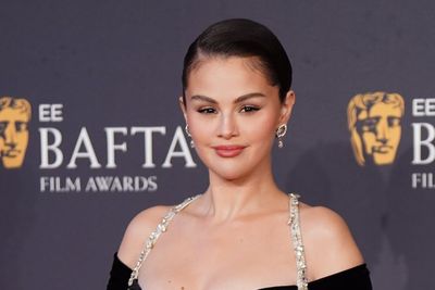 Selena Gomez reveals vaping nicotine has changed her voice