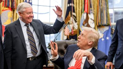 Trump Waives Key Penalties in Lindsey Graham's Russia Law Weeks After Saying 'Lindsey, We Love You'