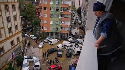 Istanbul flood death toll rises to eight as rescuers find more bodies, governor says