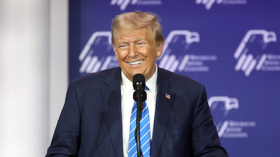 'What's Up With the Hair?': Users Brand Donald Trump a 'Dead Man Walking' After Packed Campaign
