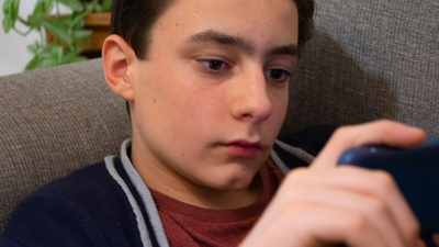 AI 'Nudify' Apps Downloaded by Accounts Posing as 13-Year-Olds Despite Safeguards, Study Finds