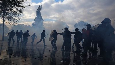 France launches ‘massive’ law enforcement operation after weekend looting, PM says