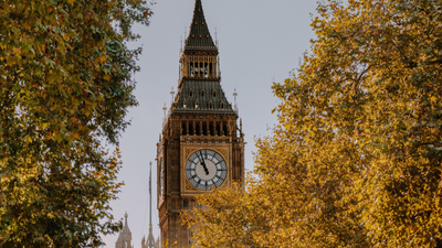 Extra Hour In Bed Vs Dark Evenings: UK Clock Change Sparks Social Media Firestorm