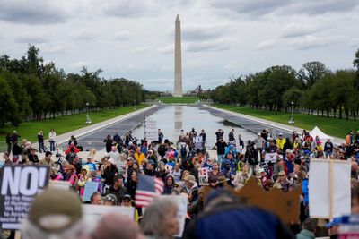 Trump all but dares vandals to damage his refilled Lincoln Memorial Reflecting Pool in fresh rant