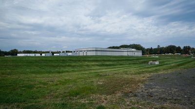 AI Data Centers Are Too Big to Insure. Companies Are Doing it Themselves.