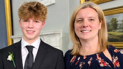 13-year-old Alex Munroe saves family from dog attack, earns Carnegie Medal