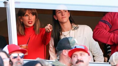 Did Taylor Swift Call Out a Fan for Filming Her at Chiefs Game? Here’s What Allegedly Happened.