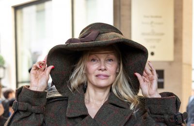 Pamela Anderson refuses to be 'told' what 'beautiful' is: 'I have my own version of beauty'