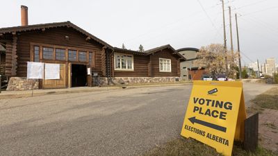Alberta Overwhelmingly Votes to Remain Part of Canada, Defeating Secessionist Push in Win for PM Carney
