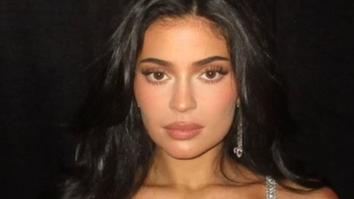 Fans Claim 'Kylie Stole Her Thunder' as Kendall Jenner Reportedly Snubs Sister's Catwalk Debut