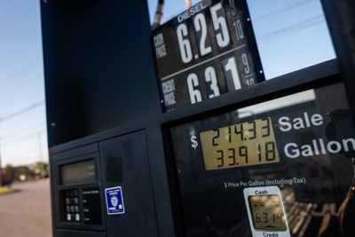 What Trump's Iran War Victory Claim Means for Oil Prices, Energy Costs, and the Midterms