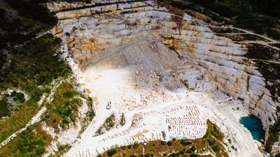 Quarry Turned Into Reservoir: Indiana engineers add 3.5bn-gallon drought buffer; saves up to $670m