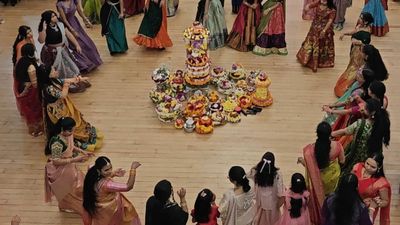2 British Indians assaulted during Dussehra, Bathukamma celebrations