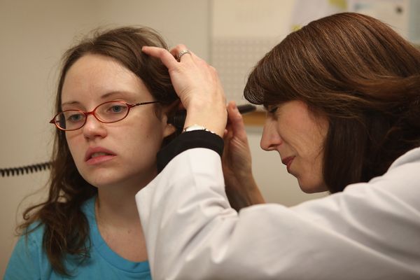 Colorado Springs Flu Cases Rise Months Earlier Than Usual as Whooping Cough and COVID Also Circulate