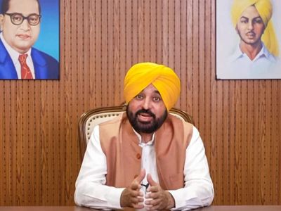 Punjab CM Bhagwant Mann detained at Delhi airport for 3 hours; fined Rs 50,000, alleges AAP