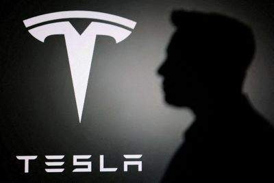 Explainer | Why would Musk merge SpaceX and Tesla?
