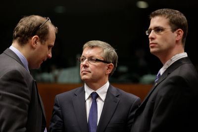 Hungarian police arrest Orbán-era central bank governor on suspicion of fraud and abuse