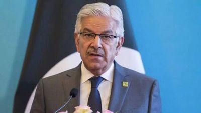 Pakistan's elite want out? Khawaja Asif flags bureaucrats' alleged exit plans to foreign shores