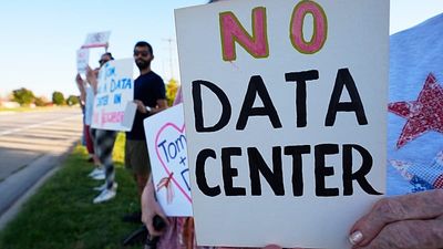 Trump tells companies to pay 'dividend' to communities to make data centres popular