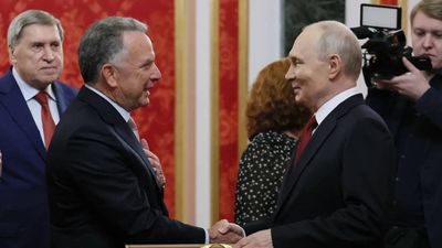Putin-Witkoff Meeting: US envoy pushes Ukraine peace; jailed American freed