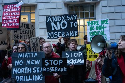 Protesters gather by Parliament over decision to approve Jackdaw gas field