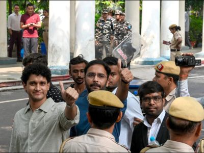 'Then, you are not Gen Z?' Delhi HC's light-hearted remarks during hearing of CJP leaders' plea