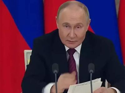 Putin agrees to resume trilateral talks on Ukraine war with Kyiv and Washington, Kremlin says
