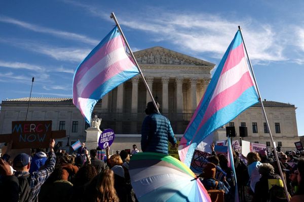 Supreme court blocks Trump’s bid to restrict gender care for trans prisoners
