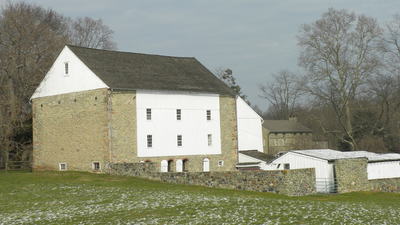 Farm Easement Protects Land: Smiths donate rights to save 75-acre homeplace; easement keeps fields working