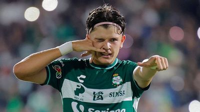 Out of Nowhere, Mexico Might Have Found Its Replacement for Injured Raul Jimenez