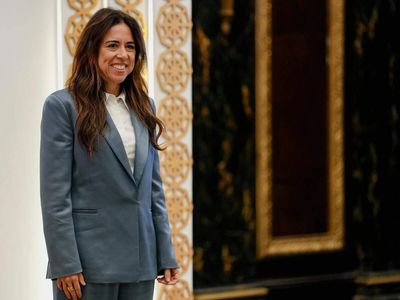 Senior UAE diplomat Lana Nusseibeh enters race for UN chief