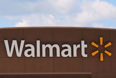Walmart launches tools for AI agents to shop for customers