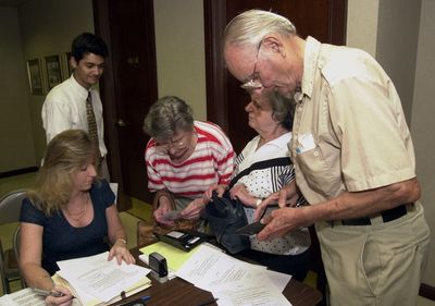 Texas Blue Cross Exits Medicare Advantage for 2027, and Members Who Do Nothing Could Lose Drug Coverage