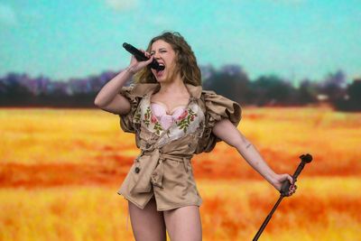 Third pop star cancels concerts in matter of days to avoid causing 'further damage' to voice