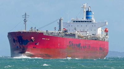 Iran claims 7 oil tankers damaged in Hormuz, warns strikes if US facilitates passage