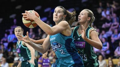 Hank, Heal star as Southside's youngsters crush Jewels