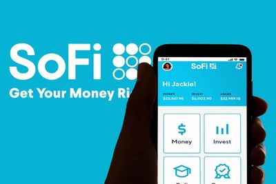 SoFi launches tokenized deposits for consumers with 4.2% interest as debate over stablecoins rages on