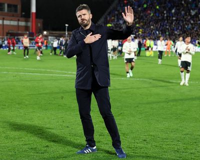 Post-Ferguson worn-out horror show continues at Manchester United