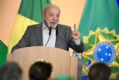 How Lula's Last-Minute Giveaways Are Setting Up Brazil's Next President for a R$55.8 Billion Headache