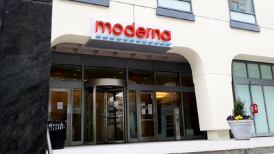 Details of Moderna's Breakthrough Cancer Vaccine Got Leaked. Its Stock is Plunging.