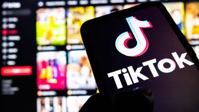 TikTok Influencers Promise Easy Passive Income—A Real-World Test Reveals How Much People Actually Make