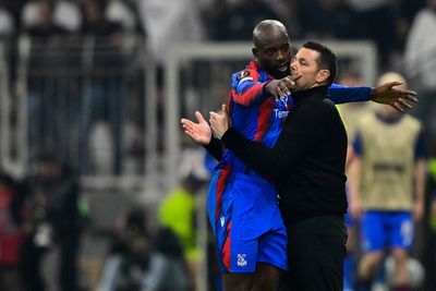 Besiktas 2-2 Crystal Palace: Jean-Philippe Mateta scores in frustrating Europa League draw