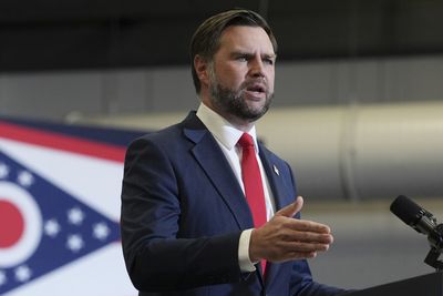 Vance Dismisses GOP Backlash Over Ramaswamy's Acton Mother Ad: "Not My Concern"