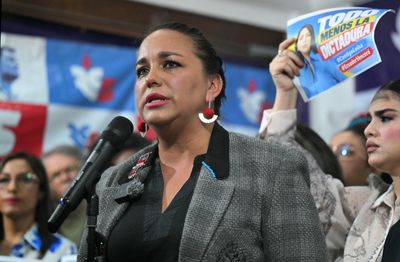 Ecuador Arrests Two-Time Presidential Candidate Luisa González Over Venezuela Cash Scheme