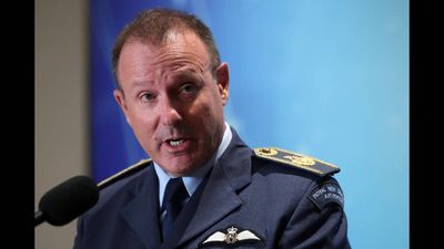 Nz Defence Chief Quits: Tony Davies admits inappropriate relationship; acting chief Mat Williams named