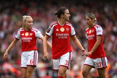 How Arsenal fell into a crisis of their own making