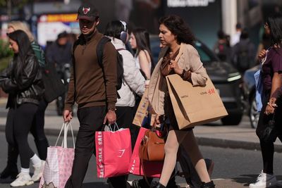 UK retail sales drop after warm weather hits winter clothing demand