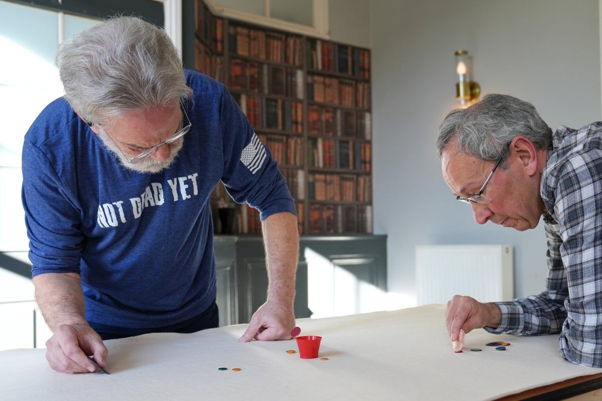 Flickit Tech Cambridge University professor retains tiddlywinks…